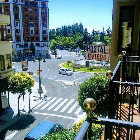 Hotel Hostal Oviedo León Exterior foto