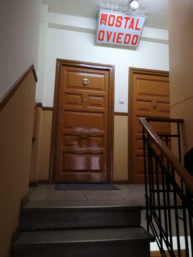 Hotel Hostal Oviedo León Exterior foto